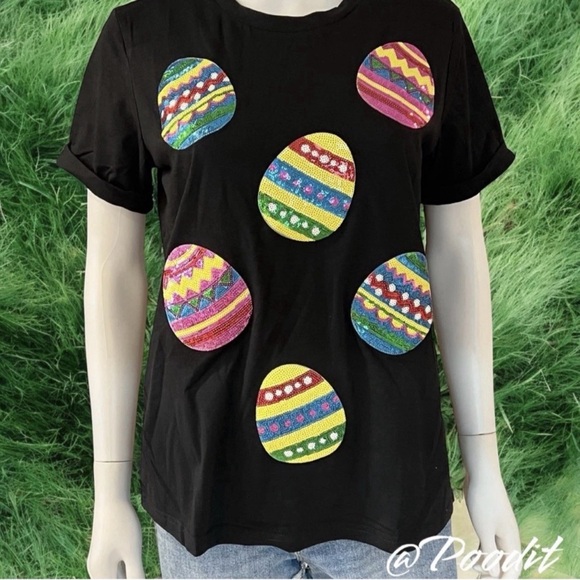 Sequin egg black loose fit Easter holiday tee S M L XL 2XL - Picture 3 of 6